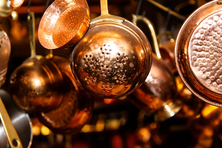 Hanging copper pots